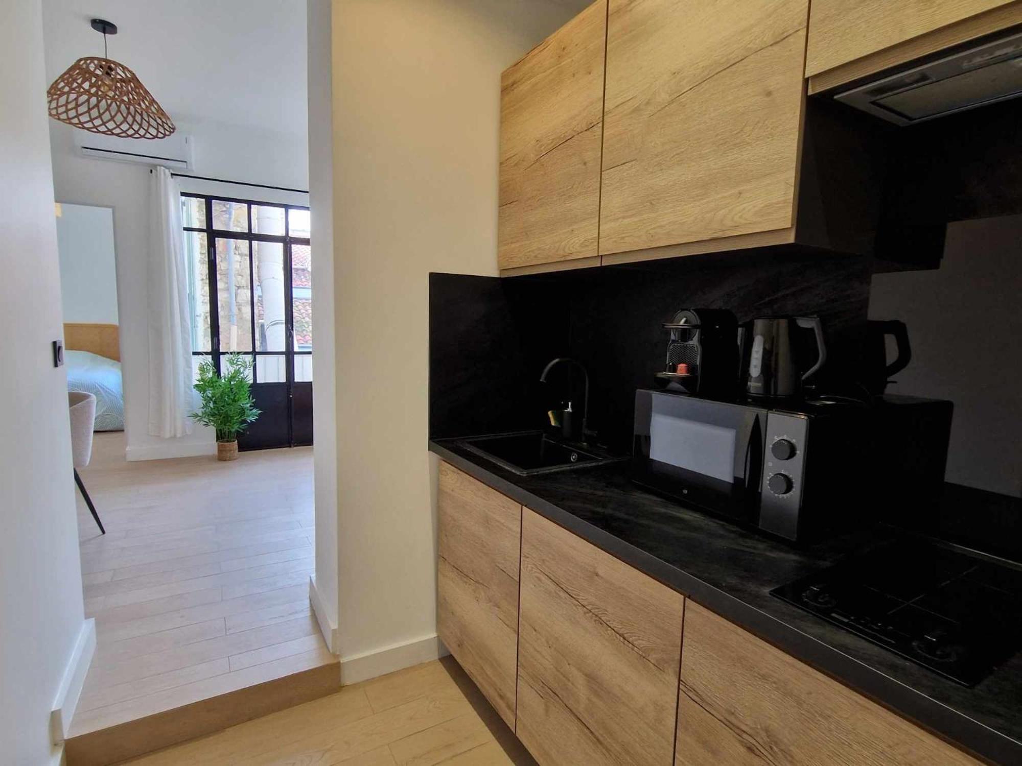 Casa Riviera - En Plein Coeur Du Vieil Apartment *