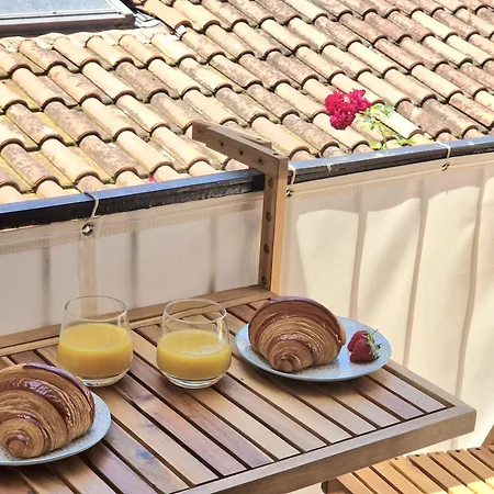 Casa Riviera - En Plein Coeur Du Vieil Antibes Appartement Buitenkant foto
