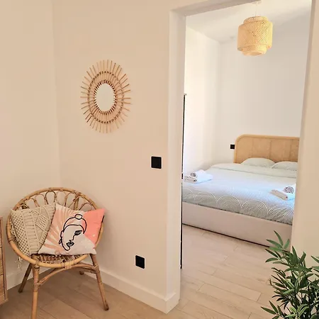 Casa Riviera - En Plein Coeur Du Vieil Antibes Appartement Buitenkant foto