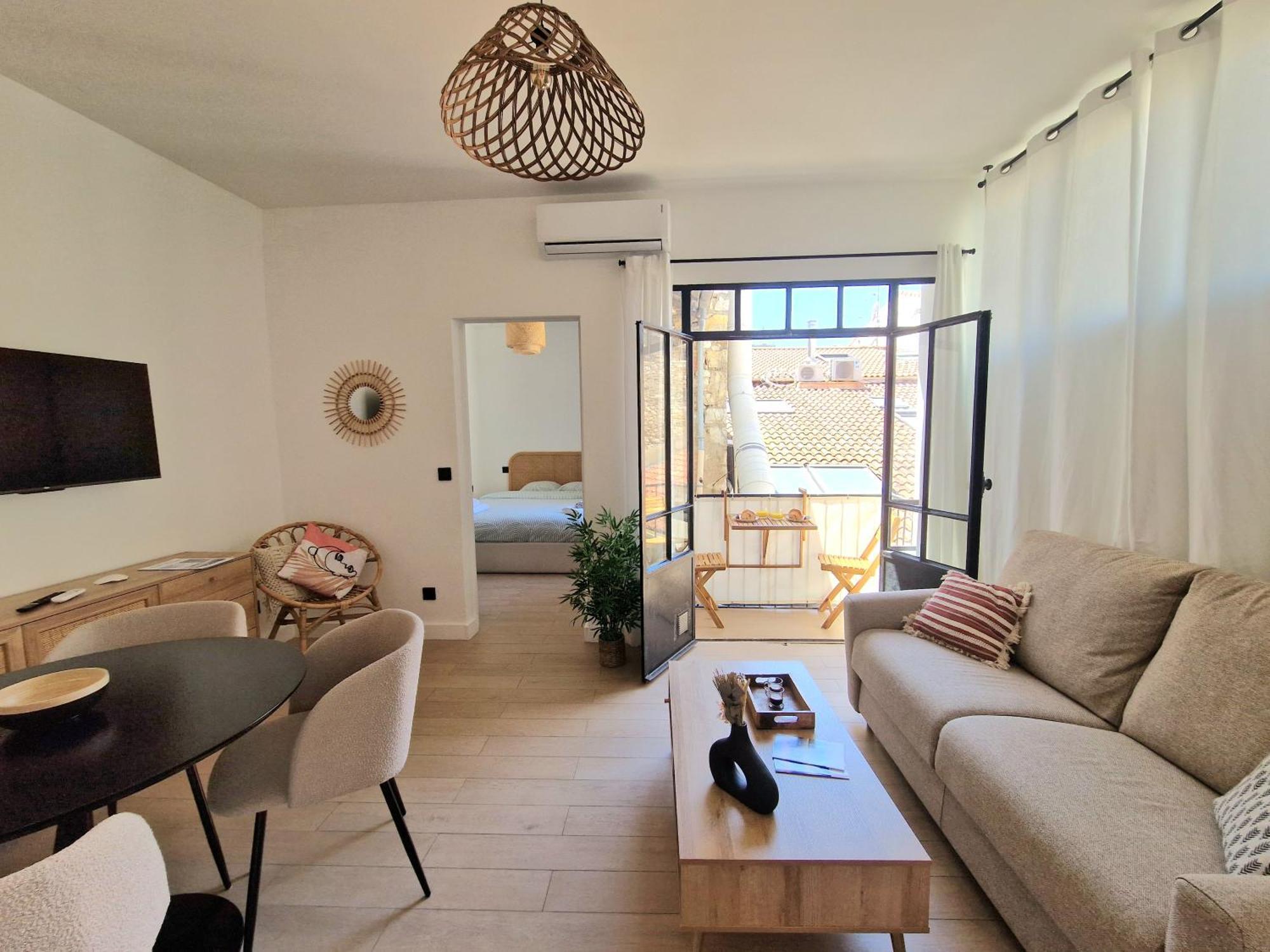Appartement Casa Riviera - En Plein Coeur Du Vieil *